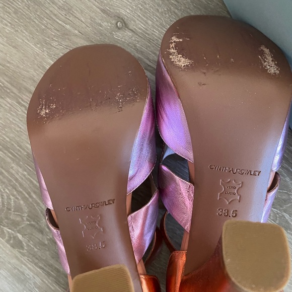 Cynthia Rowley metallic rust and pink sandal heels - Picture 8 of 10